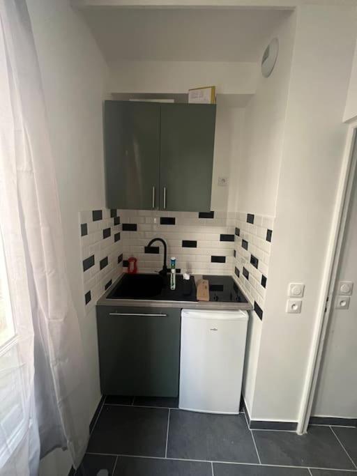 Studio Cosy Refait A Neuf Levallois Exteriér fotografie